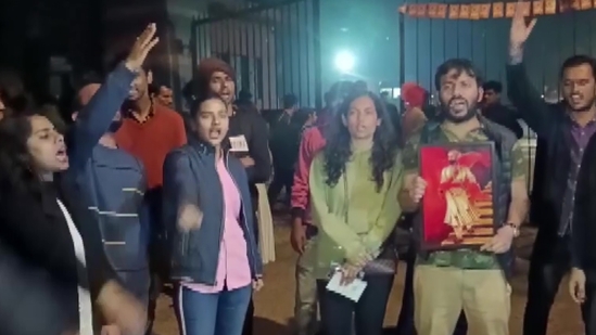 ABVP protests against alleged vandalism of Chhatrapati Shivaji Maharaj's photo in JNU.(ANI)